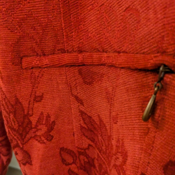 Ladies Red Jacket, 20W - Picture 5 of 8